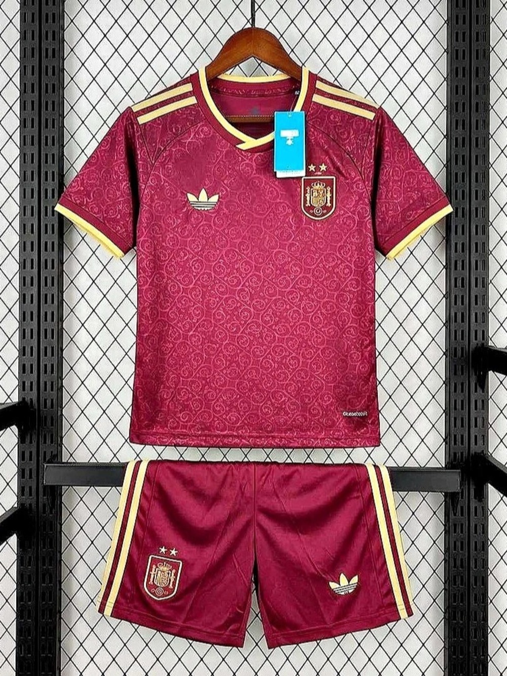 Spain 2024/25 Home Lamine Yamal #19 Jersey & Shorts Set